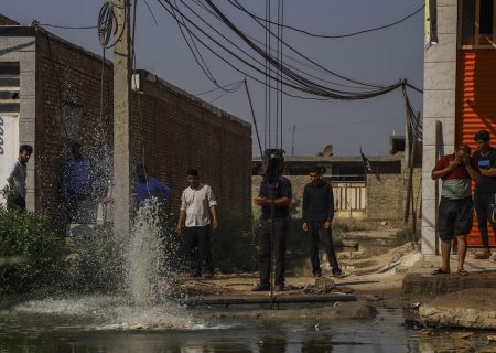 معضل بالازدگی فاضلاب اهواز تا پایان امسال برطرف می‌شود