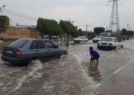 آبفا و شهرداری نسبت به وضعیت آبگرفتگی اهواز پاسخگو باشند