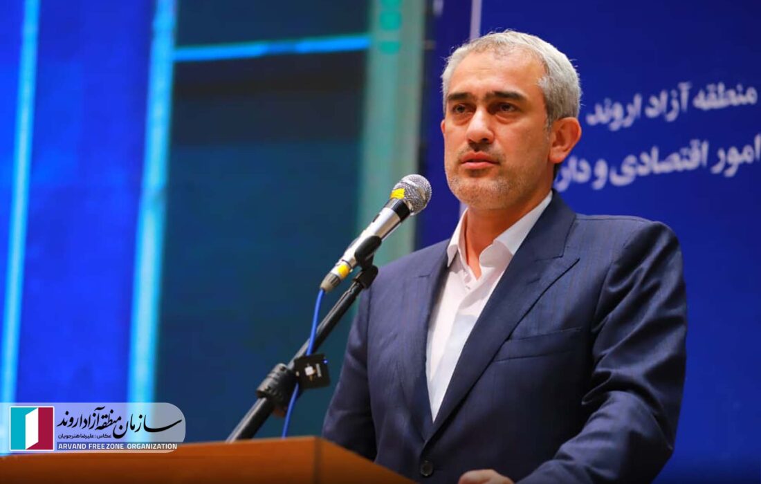 وزیر اقتصاد و دارایی: راه توسعه اقتصادی کشور از مناطق آزاد میگذرد